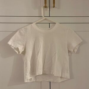 white aritzia crop tee